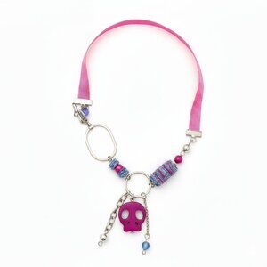 CREATION - Skull short necklace ruban beads - fuchsia blue denim